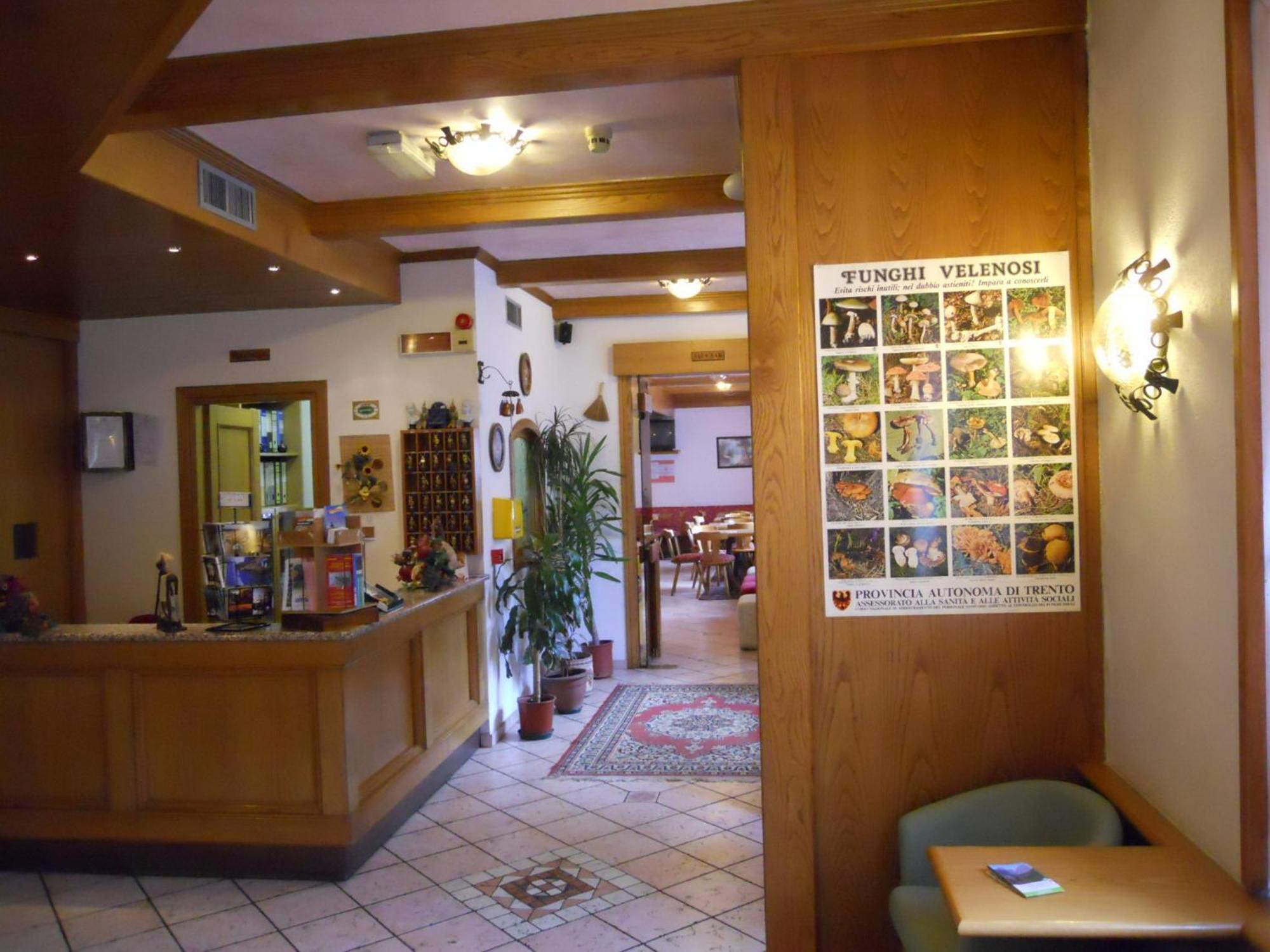Hotel Villa Agomer Penia Exteriör bild