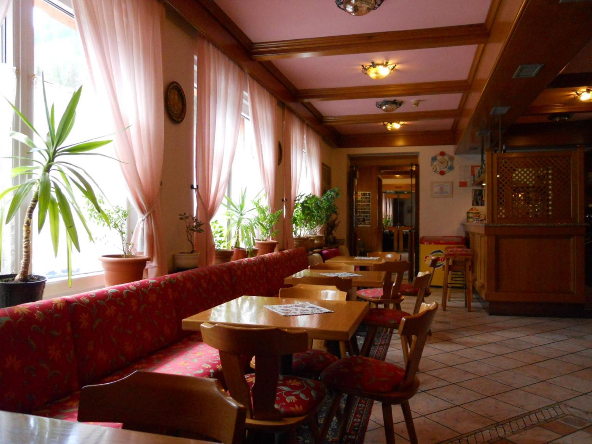 Hotel Villa Agomer Penia Exteriör bild