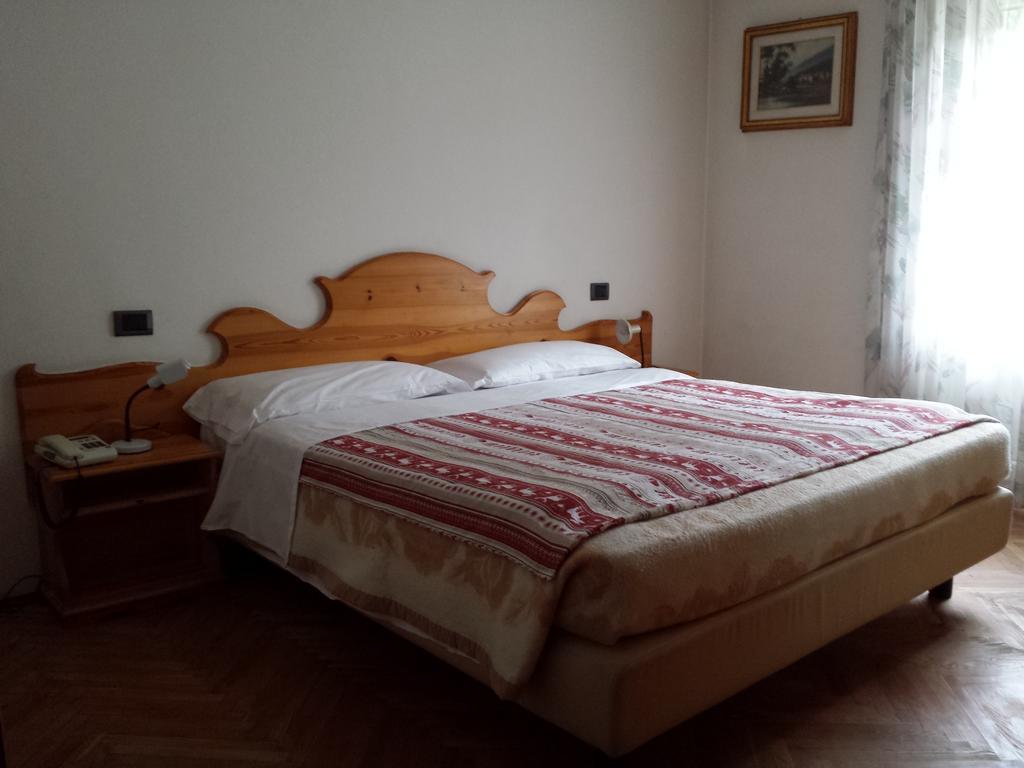 Hotel Villa Agomer Penia Exteriör bild